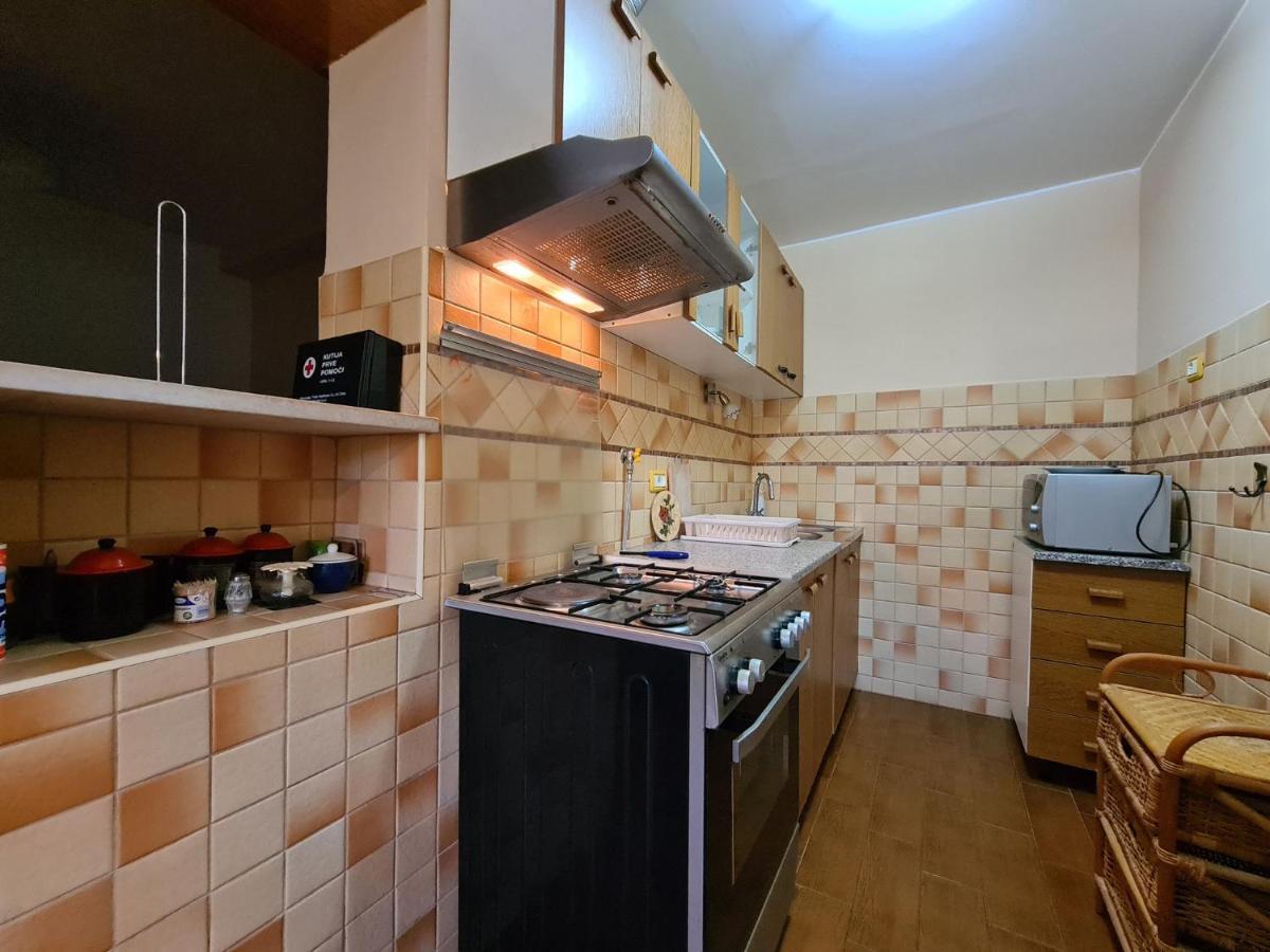 Apartments Mare 826 Пула Екстер'єр фото
